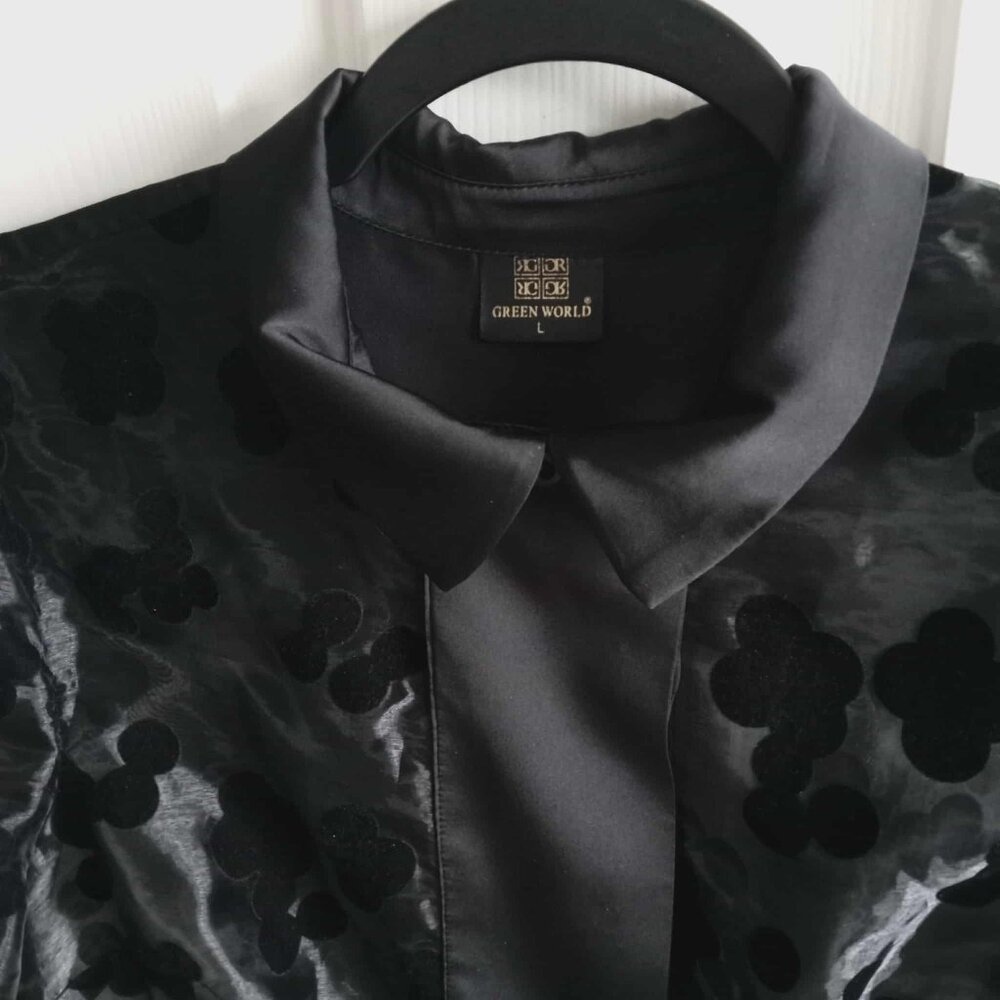 Shirt Collared Sheer Dress with Velvet Blossom Pattern - Picture 8 of 9